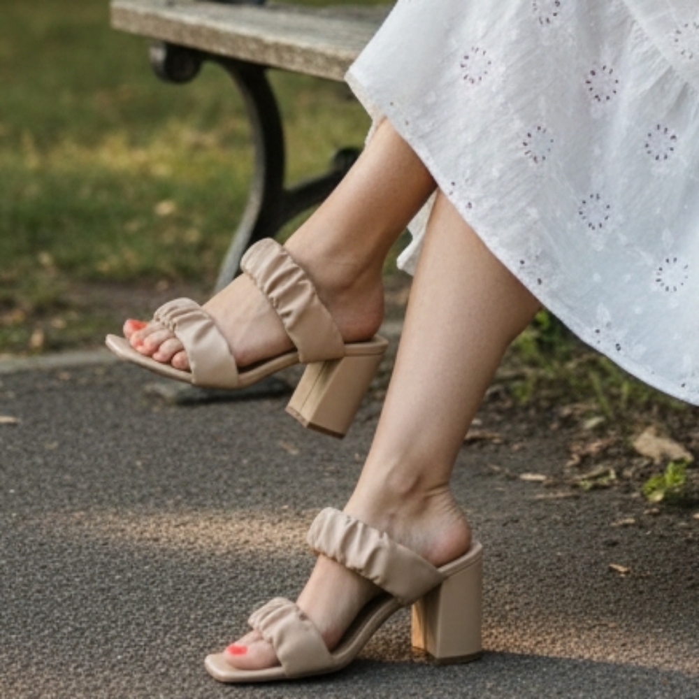 London fog tan chunky summer sandal heels size 8.5 women’s heels - Picture 3 of 9